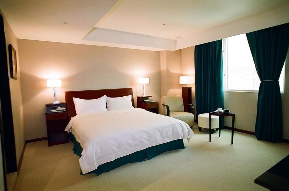 זונגה Family Hotel Taipei מראה חיצוני תמונה