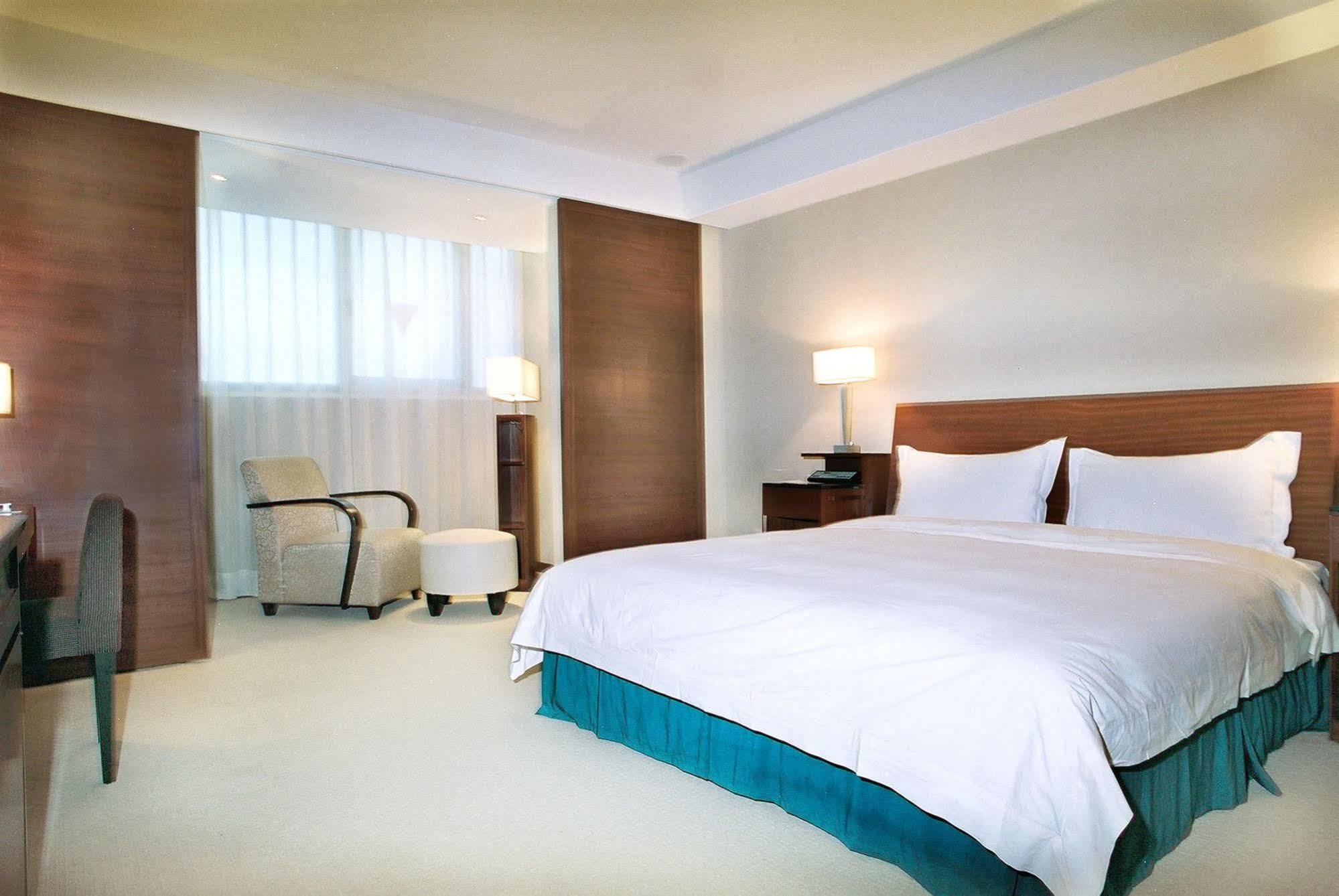 זונגה Family Hotel Taipei מראה חיצוני תמונה