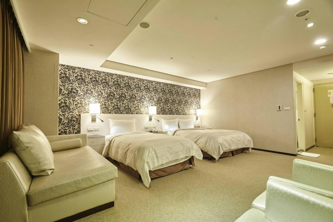 זונגה Family Hotel Taipei מראה חיצוני תמונה