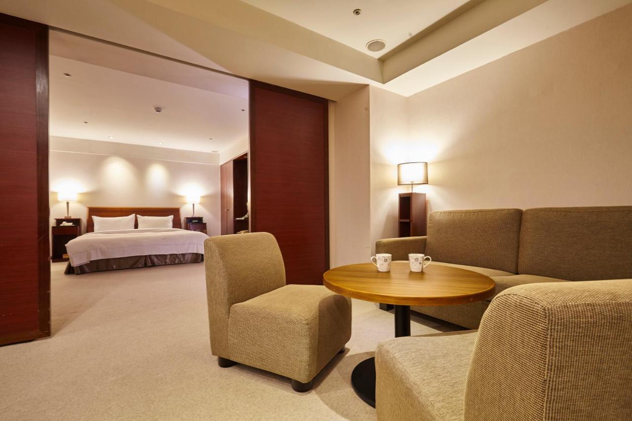 זונגה Family Hotel Taipei מראה חיצוני תמונה