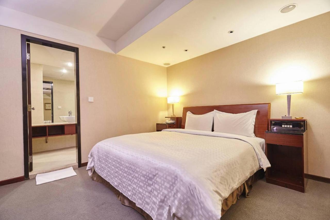 זונגה Family Hotel Taipei מראה חיצוני תמונה